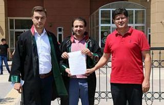 Küfürlü paylaşımlara AK Parti’den suç duyurusu