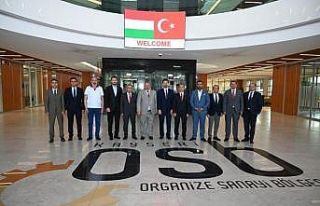 Macaristan Büyükelçisi Viktor Matis Kayseri OSB’ni...