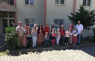 Mahalle Muhtarı Dondurma Festivali düzenledi