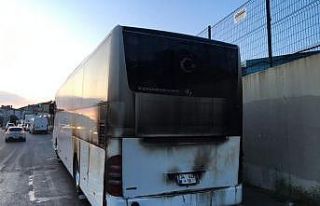 Maltepe’de park halindeki otobüste yangın