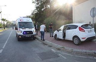 Manavgat’ta trafik kazası: 2 yaralı
