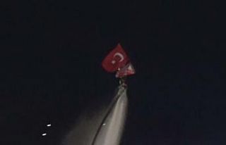 Marmaris’te 15 Temmuz şehitleri denizde anıldı