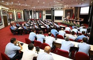 Melikgazi’de zabıta personeline hizmet içi eğitim...