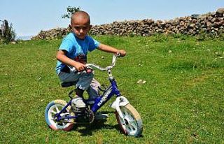 Minik Murat’ın en büyük hayali yeni bir bisiklet