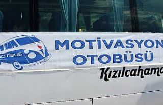 Motivasyon Otobüsü Kızılcahamam’da işitme engellilerle...