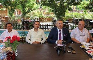 MTSO Başkanı Sadıkoğlu basınla kahvaltıda buluştu