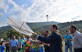 Müftülükten uçurtma şenliği