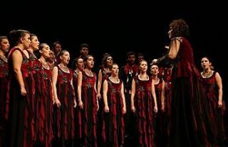 Nilüfer Çoksesli Koro’ya birincilik ödülü