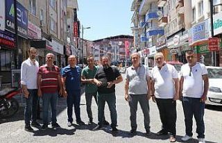 Niyazi Mısri caddesi esnafından Pazar tepkisi