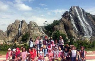 Öğrenciler Masal Parkı ve Akarçay’ı gezdi