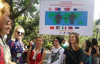 “Ortak Cinsiyetimiz İnsanlık” adlı etkinliğe...