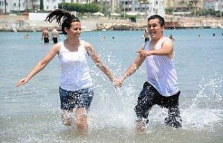 Özel çocuklar ilk kez denizle buluştu