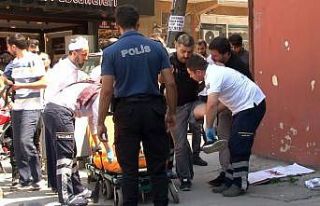 (Özel) Sultangazi’de silahlı kavga: 2 yaralı