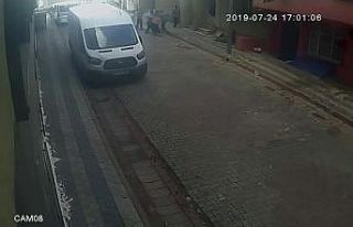 (Özel) Sultangazi’de sokak ortasında tartıştığı...