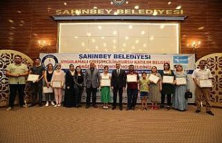 Şahinbeyli girişimciler sertifikalarını aldı