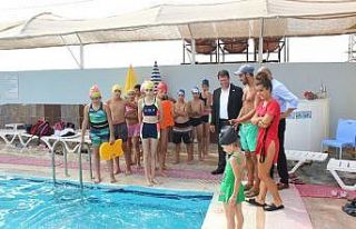 Samandağ’da yüzme kursu başladı