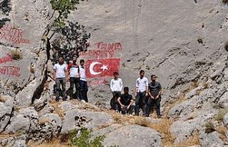 Şehidin ismini dağlara yazdılar