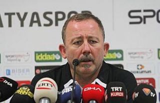 Sergen Yalçın: “Dezavantajlı bir skor ama elenmeyecek...