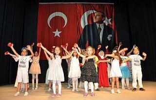 TÜGVA’dan ‘Yaz Okulu’ kapanış programı