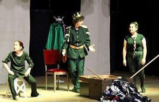 Urla’da tiyatro günleri: Mahallede, sokakta tiyatro...