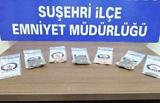 Uyuşturucu tacirleri tutuklandı