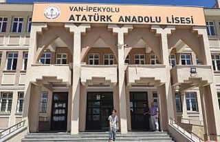 Van Atatürk Anadolu Lisesinden Örnek Davranış