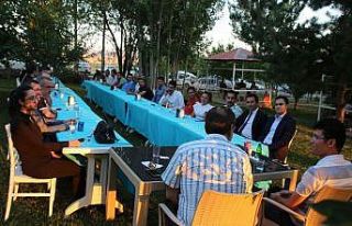 Varto Emniyet Müdürü Yaylas için veda yemeği