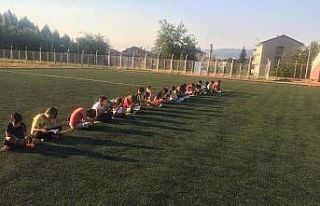 Yaz spor kurslarında ‘kitap okuma saati’