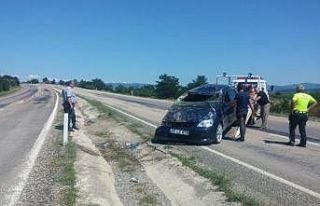 Yoldan çıkan otomobil takla attı: 2 yaralı