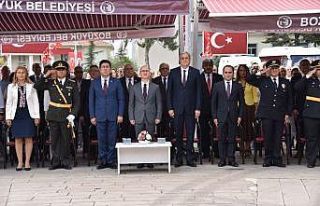 30 Ağustos Zafer Bayramı Bozüyük’te coşkuyla...