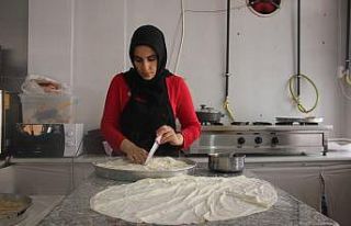 3 çocuk annesinin, "Ev yapımı baklavası"...