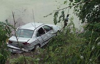 4 kişinin öldüğü otomobil barajdan çıkartıldı