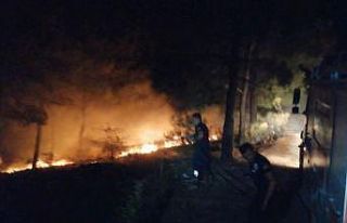 Amasya’da örtü yangını: 1 dönüm alan kül...