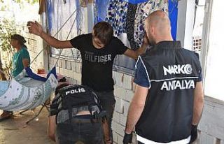 Antalya polisinden uyuşturucu operasyonu