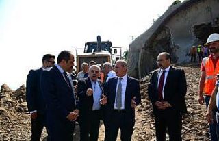 Bakan Turhan Trabzon’da tepkilere neden olan Boztepe’deki...