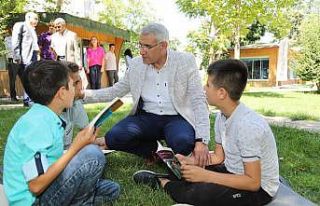 Başkan Güder, ‘Dünya Kitap Okumayı Sevenler...