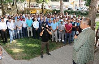 Başkan Öztürk Belediye Çalışanlarıyla Bayramlaştı