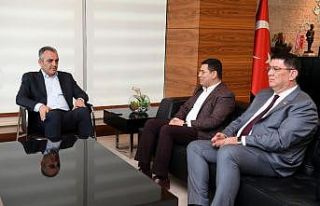 Başkan Semih Esen, ABB Başkanı Tütüncü’yü...