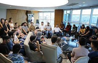 BAYSEM öğrencilerinden Başkan Sandal’a ziyaret