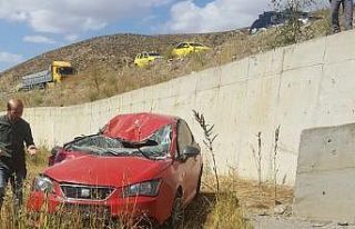 Bingöl’de otomobil şarampole yuvarlandı: 1 yaralı