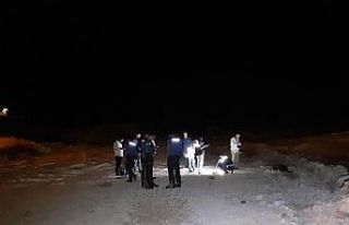 Boş arazide erkek cesedi bulundu