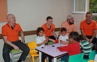 Bu proje ile aileler fındık, çocuklar kalem tutuyor