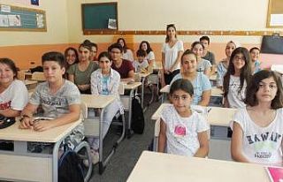 Burhaniye’de öğrenciler etkili ve hızlı okumayı...