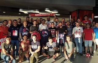 Büyük Antalyaspor Derneği’nden forma desteği