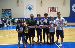 Çaydeğirmeni Muay Thai takımına turnuva sonunda...