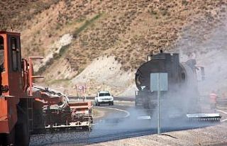 Çifte sıcakta "Ekmek" mesaisi