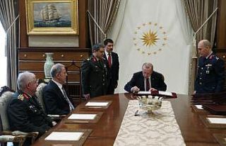 Cumhurbaşkanı Recep Tayyip Erdoğan, Yüksek Askeri...