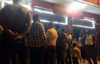 Düğünde ‘çok oynadınız’ kavgası sokağa...