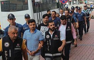 FETÖ operasyonunda gözaltına alınan 13 şüpheli...