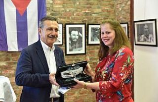 Fidel Castro Fotoğraf Sergisi Tepebaşı’nda açıldı